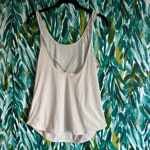 lululemon athletica Tops - Lululemon breezy tank